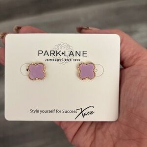 Icon earrings lavender